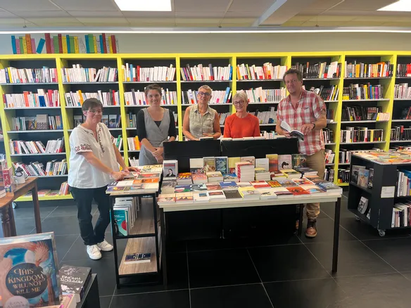Baptiste Gros et Caroline Dieny ouvrent la Librairie du Coin à Châteaudun